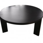 Table chêne foncé diametre 140x72h
TTC 3800€ soldé  2000€